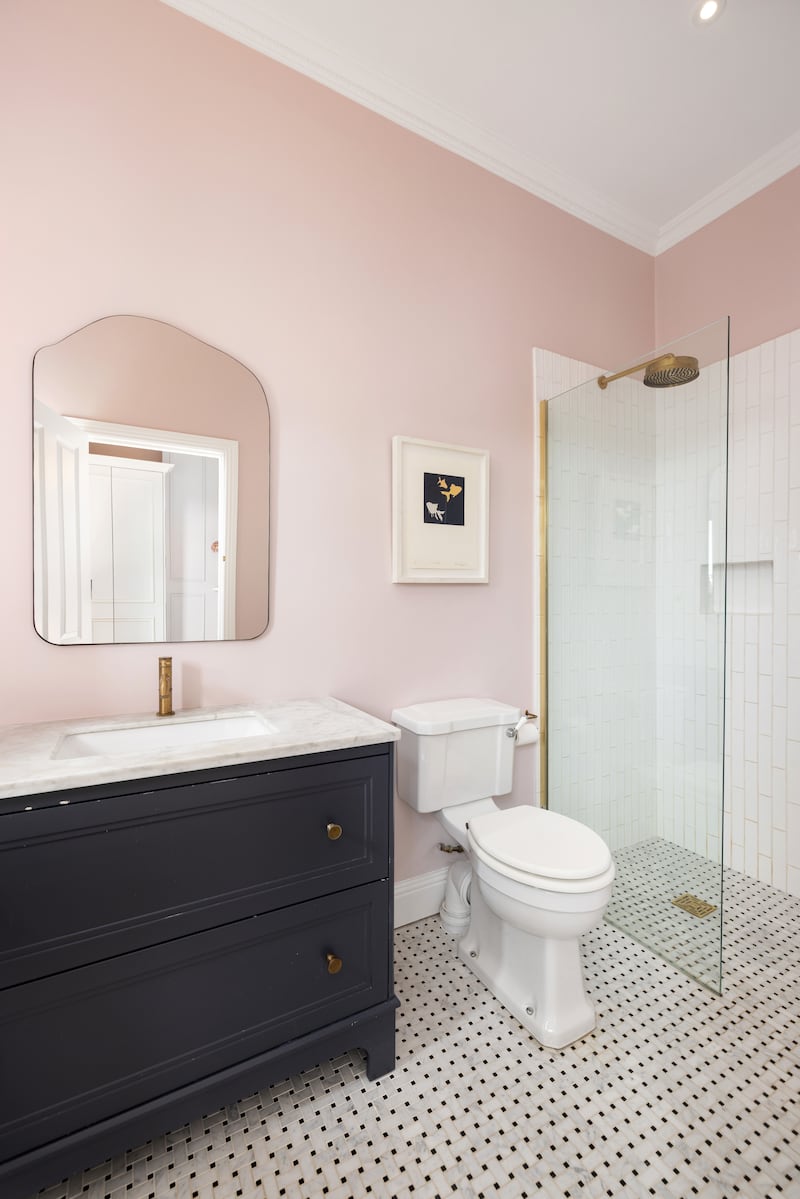 En suite bathroom