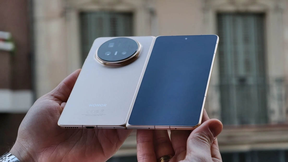 Honor Magic V6