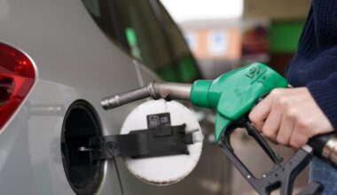 Cuts to fuel taxes won’t be fully reversed until after Budget, Coalition leaders decide – The Irish Times