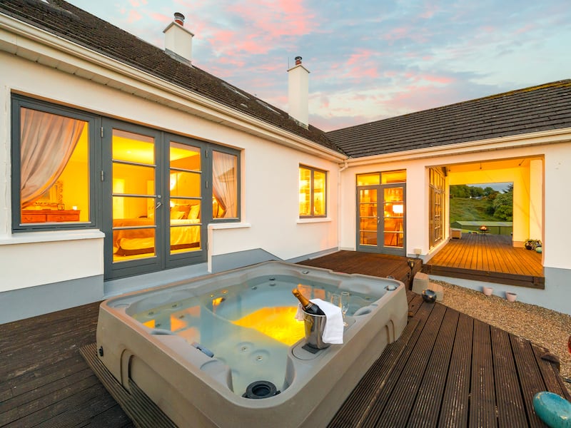 Jacuzzi