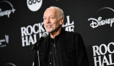 Peter Frampton Staying Positive Amid Battle With Incurable Muscle Disease