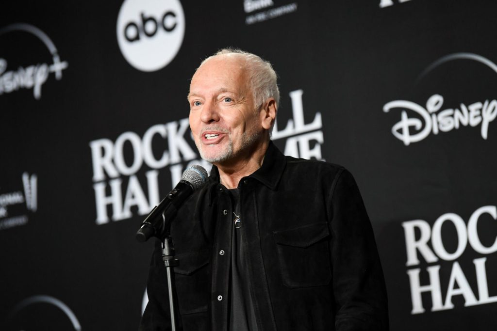 Peter Frampton Staying Positive Amid Battle With Incurable Muscle Disease