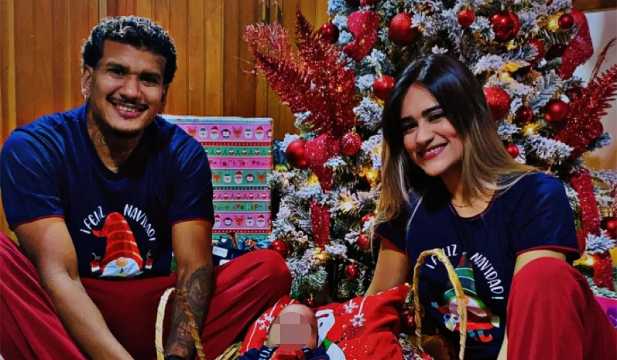 Footballer’s wife dies shielding daughter, 1, during Venezuela earthquakes as toddler miraculously found alive in rubble. Pic: Instagram
