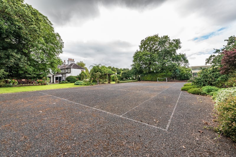 Tennis court