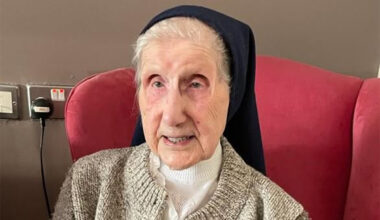 Tributes pour in following death of Ireland's oldest person
