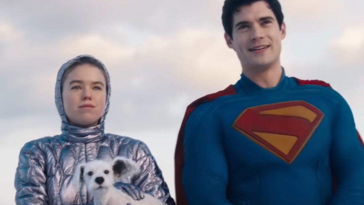 Superman Welcomes His Cousin to Earth in This Cute 'Supergirl' Clip