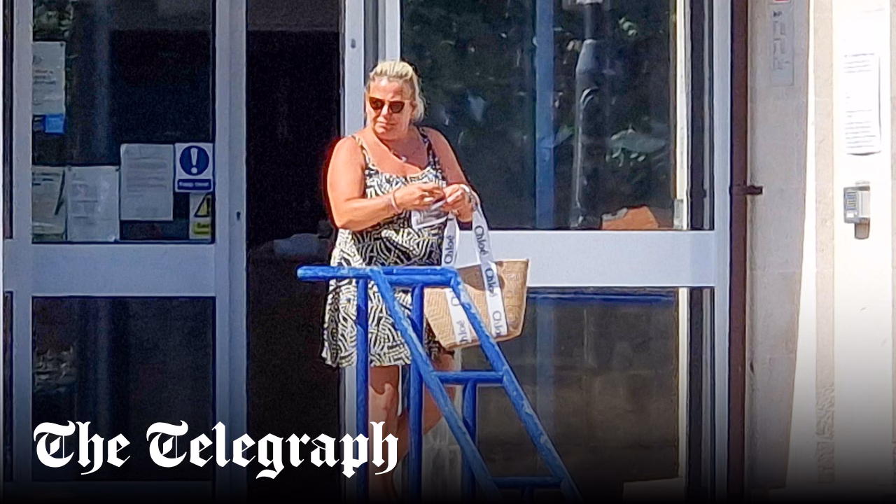 Fraudster claimed £33k in benefits while spending £280k inheritance on clothes