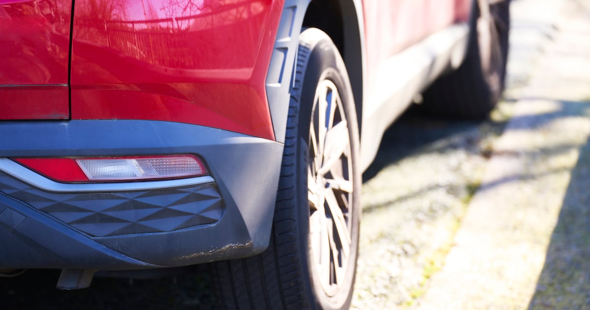 Bigger cars are costing Irish motorists parking spaces and threatening lives, study finds – The Irish Times