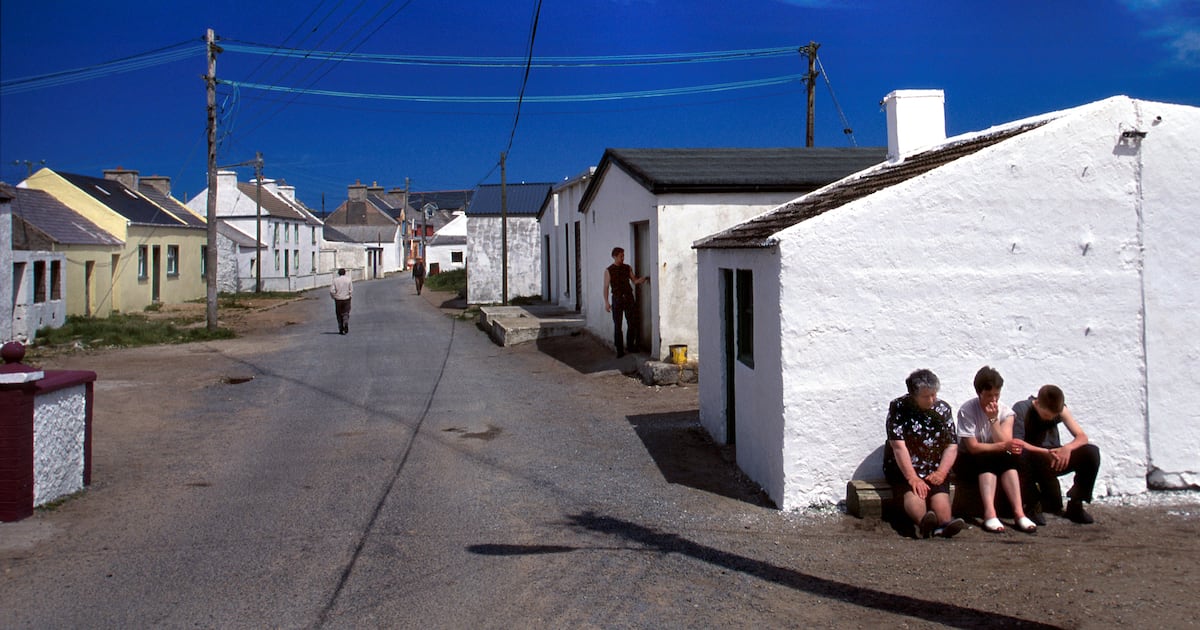 How the current heatwave compares to the scorching summers of 1976 and 1995 – The Irish Times
