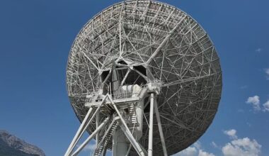 Telespazio Repurpose Geostationary-Focused Dish For Bouncing Radio Signals Off The Moon