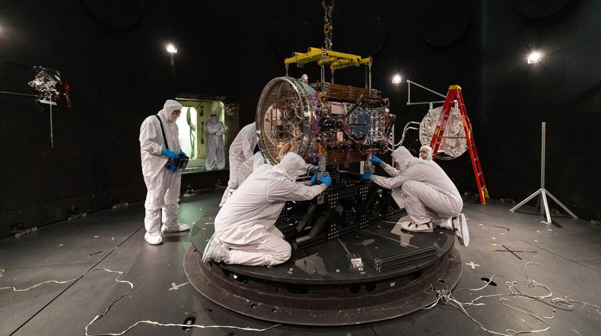Heads Up: NASA to Launch 'Daring' Telescope Rescue Mission This Week