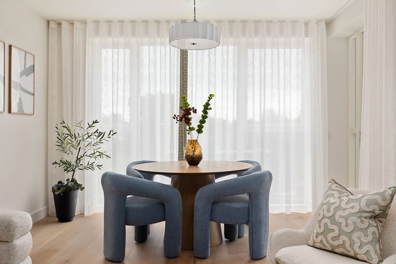 One-bed: dining area