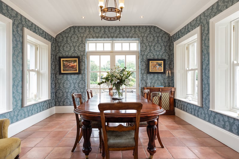 Dining area off kitchen