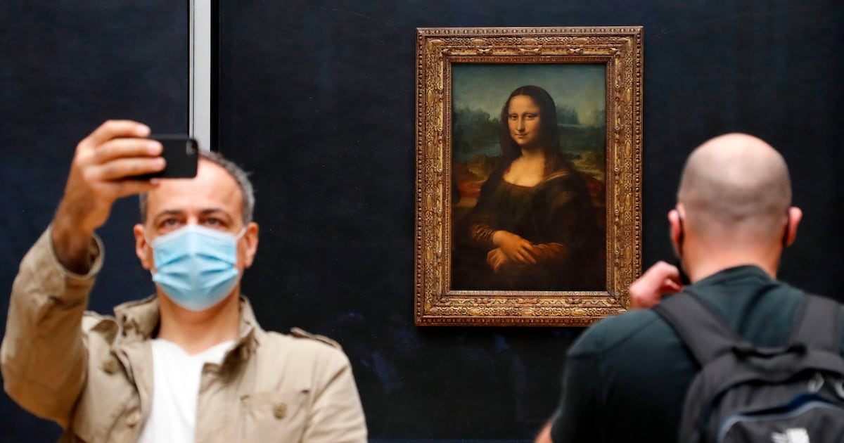 The selfie problem: Europe’s museums grapple with problem crowds – The Irish Times