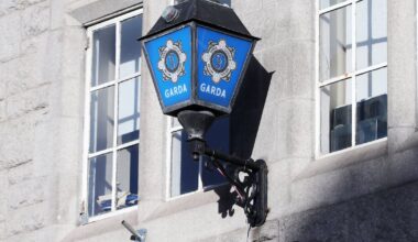 ATM stolen in overnight front-loader raid on Bank of Ireland branch in Cork – The Irish Times