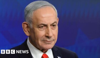 Iran deal presents political nightmare for Netanyahu - BBC