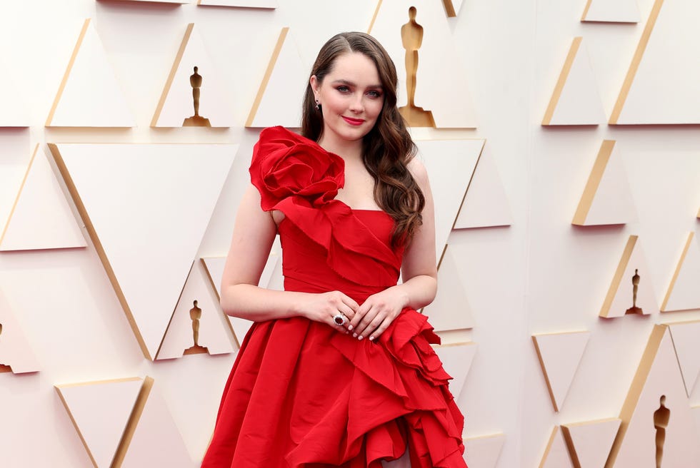 Amy Forsyth, Oscars 2022 red carpet amy forsyth, oscars 2022 red carpet