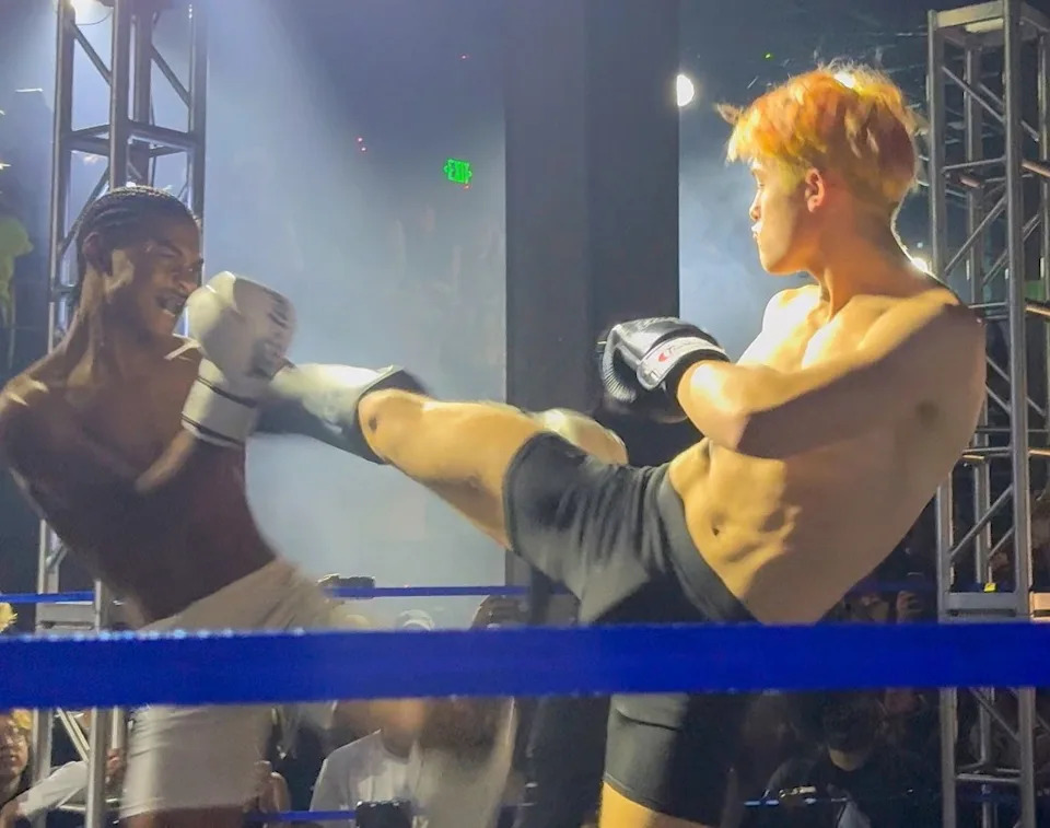 He also landed several hits of his own on the opposing fighter. GuessWhoISaw / BACKGRID