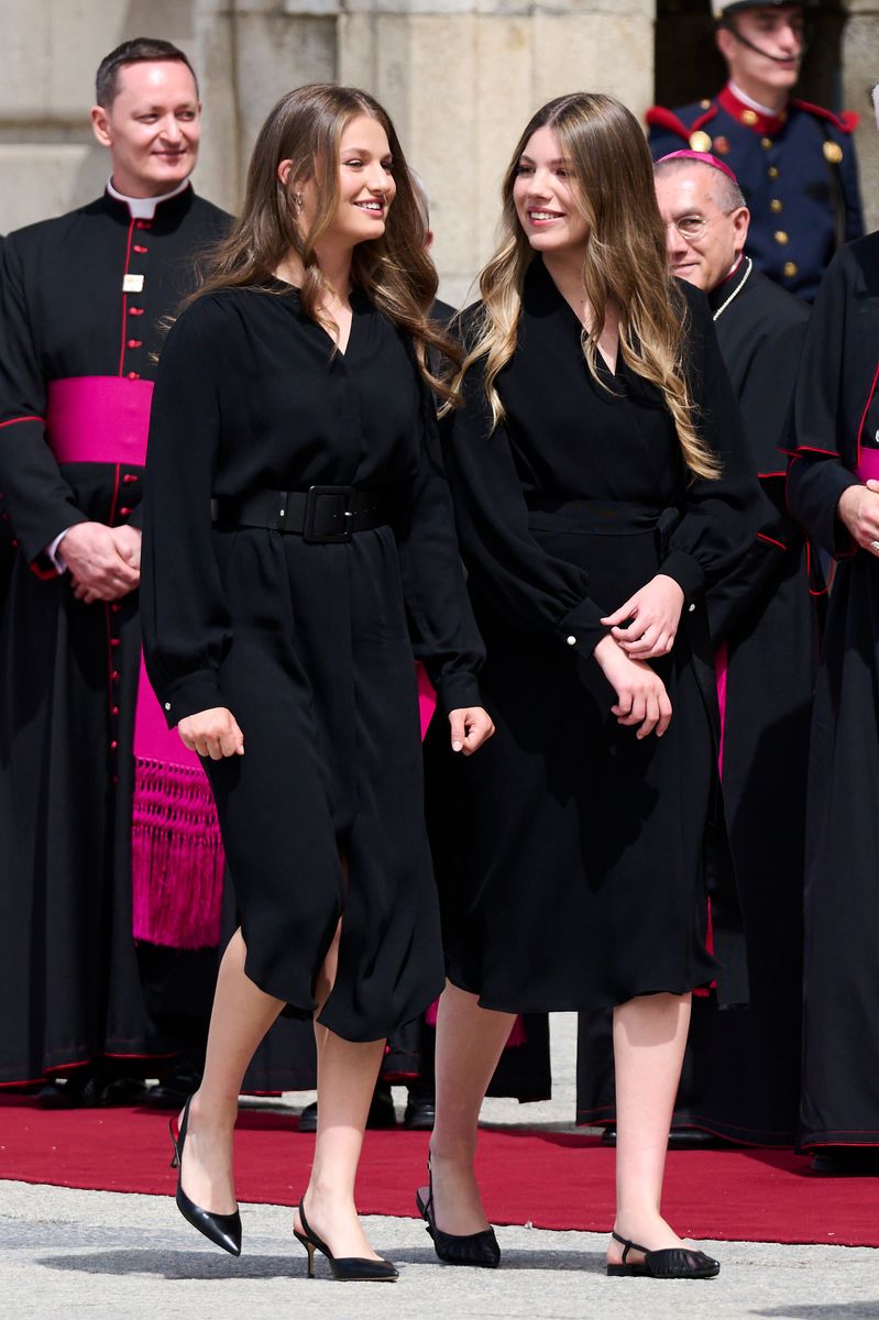 Princess Sofia of Spain and Crown Princess Leonor of Spain attend a welcome ceremony with His Holiness the Pope Leo XIV in Welcome Ceremony at Royal Palace 