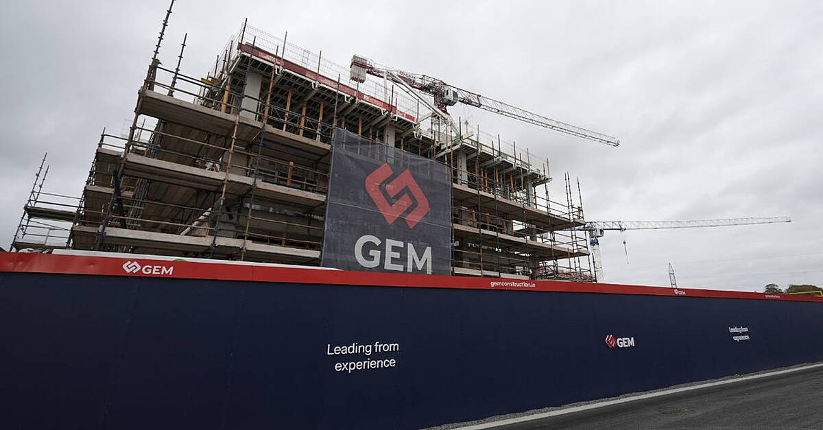 ‘Big fall’ in GDP but ‘positive signs’ in domestic economy, says CSO