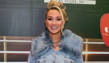Brittany Aldean stuns in green bikini mirror selfie on Instagram stories
