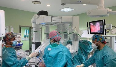 Malaga experts' kidney cancer warning: 'Check your urine before flushing'