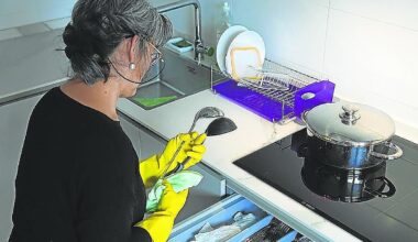 Housewife awarded lifetime pension and €80,000 payout after 32 years of unpaid domestic work