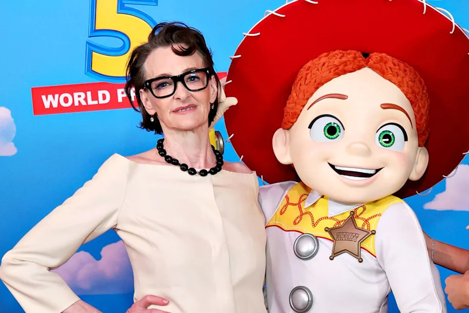 Joan Cusack and her character Jessie at the Toy Story 5 world premiereCredit: Kevin Mazur/Getty