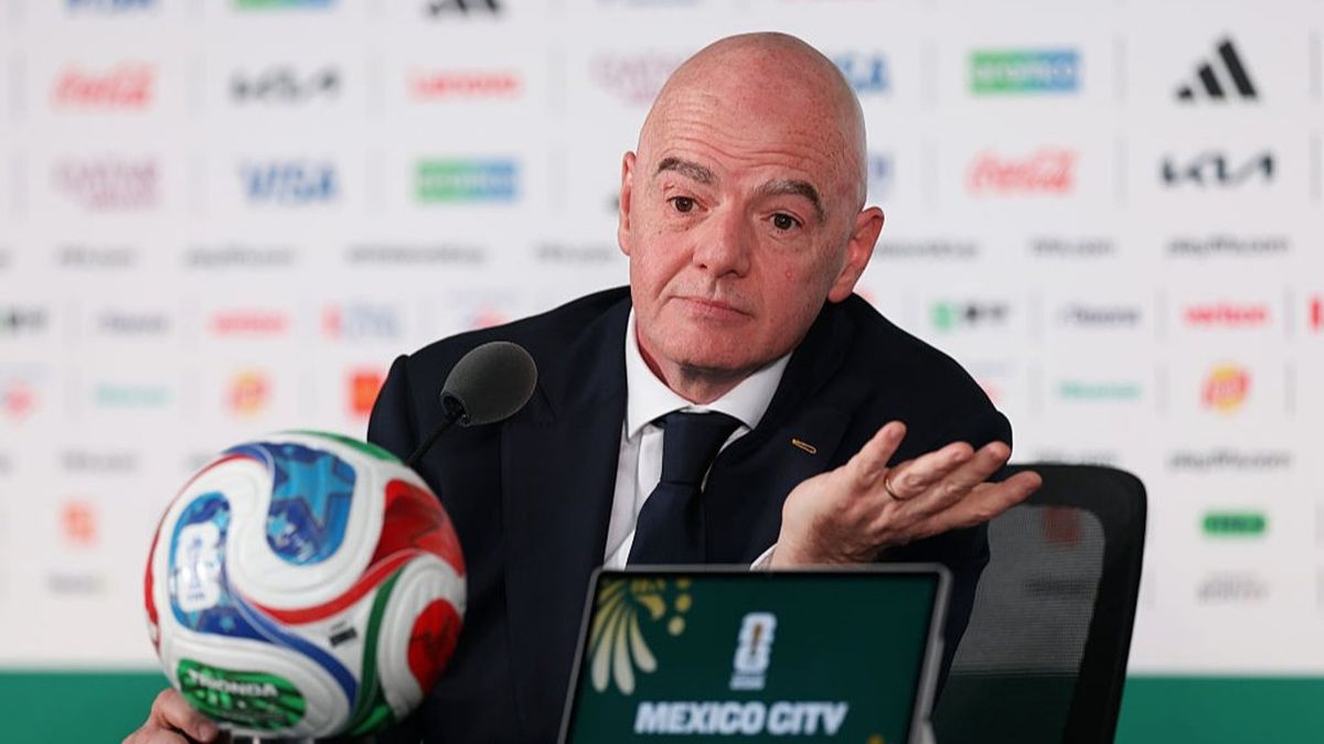 FIFA speak out after 'embarrassing' World Cup ticket sales as seats left bare during games