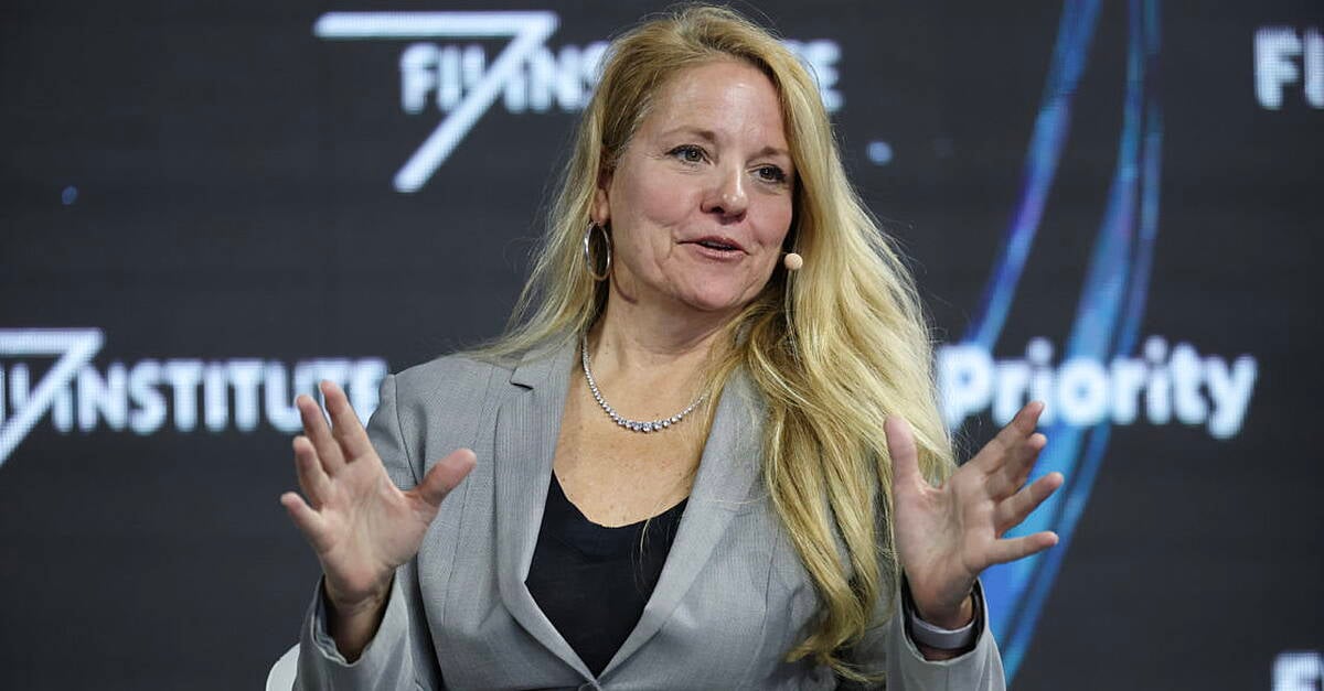 Gwynne Shotwell, the 'glue' executing Musk's lofty SpaceX ambitions  