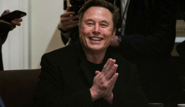 Elon Musk could soon become the world's first trillionaire, as SpaceX to debut on stock market - The Journal
