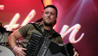 Fingal County Council says Nathan Carter show to go ahead despite ticket platform facing liquidation - The Journal
