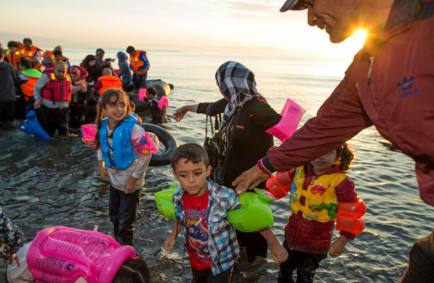 New EU asylum rules begin, paving the way for detention centres and payments to Greece and Italy - The Journal