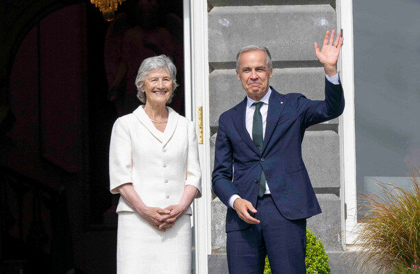 Mark Carney touches down in Mayo to meet with relatives and President Connolly - The Journal