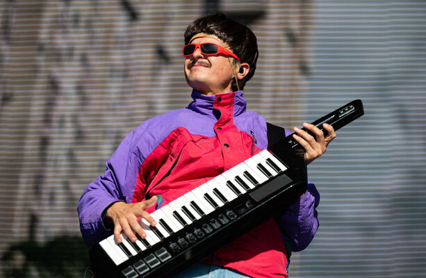 Tributes paid to musician Oliver Tree after he was among six people killed in helicopter crash - The Journal