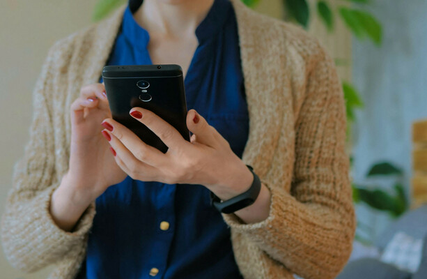 Watchdog warns of spike in scam text messages, as new customs charges to take effect on 1 July