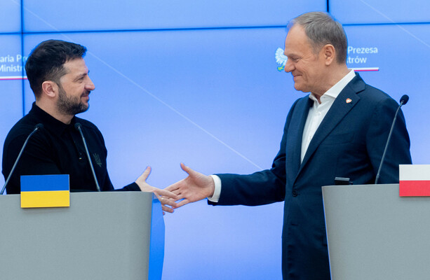 Poland strips Zelenskyy of highest honour after Ukrainian unit named after WW2 unit - The Journal