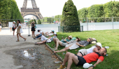 European countries swelter as heatwave disrupts transport and tourism - The Journal