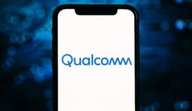 Qualcomm raises long-term targets as analysts highlight data center, edge AI opportunities
