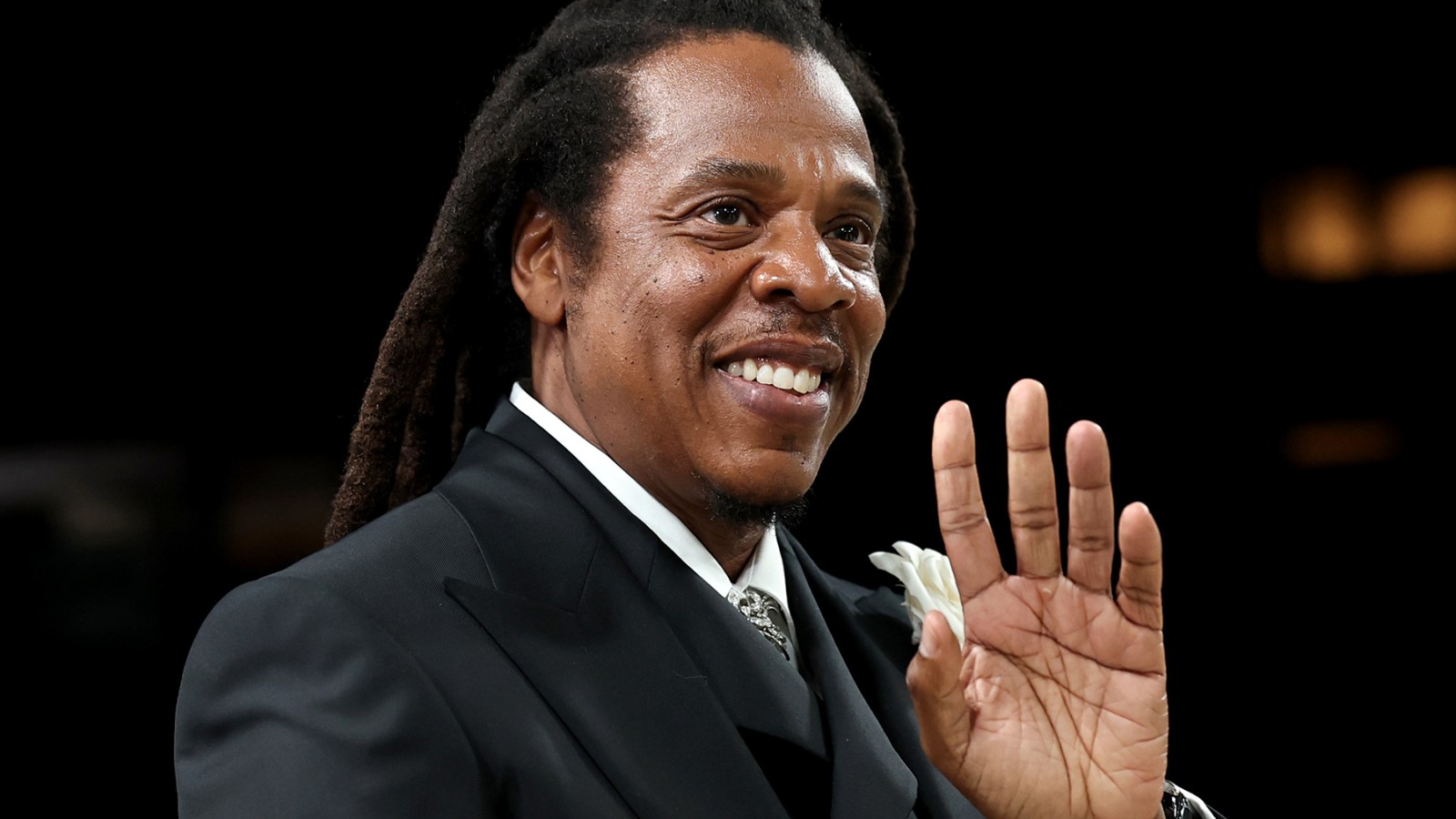 Jay-Z to Perform Concerts In Paris and Los Angeles