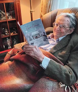Dr Max Graham
