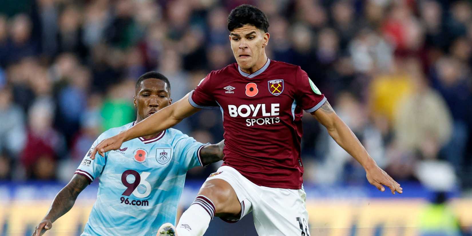 West Ham United Midfielder Mateus Fernandes in Premier League Action