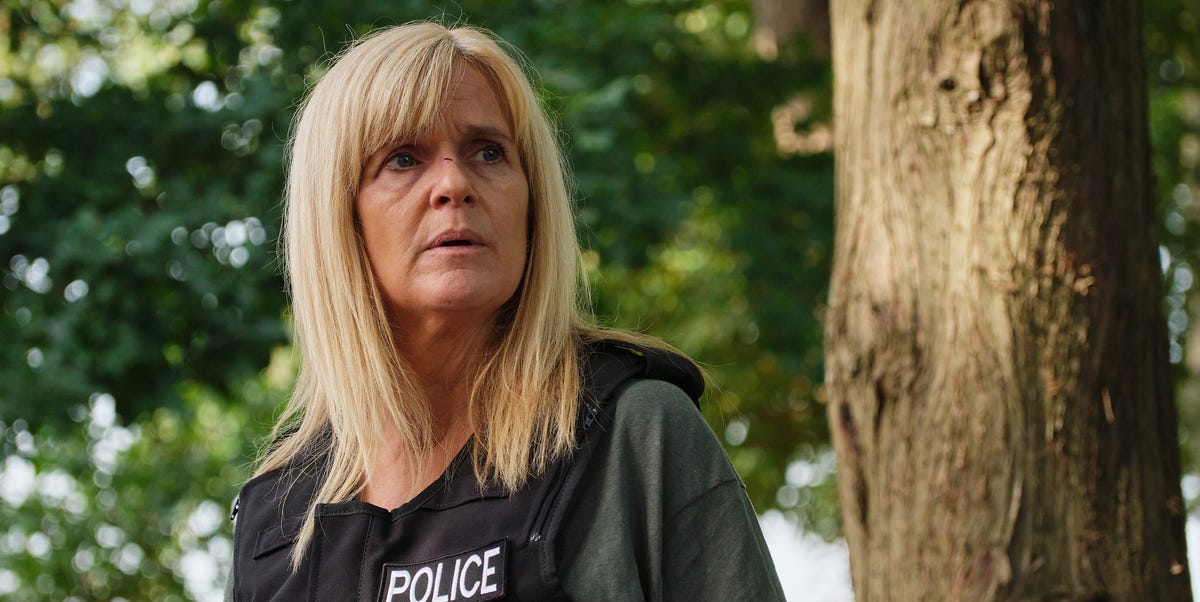 Happy Valley fans! Siobhan Finneran's twisty police drama branded "unmissable" on UK streamer