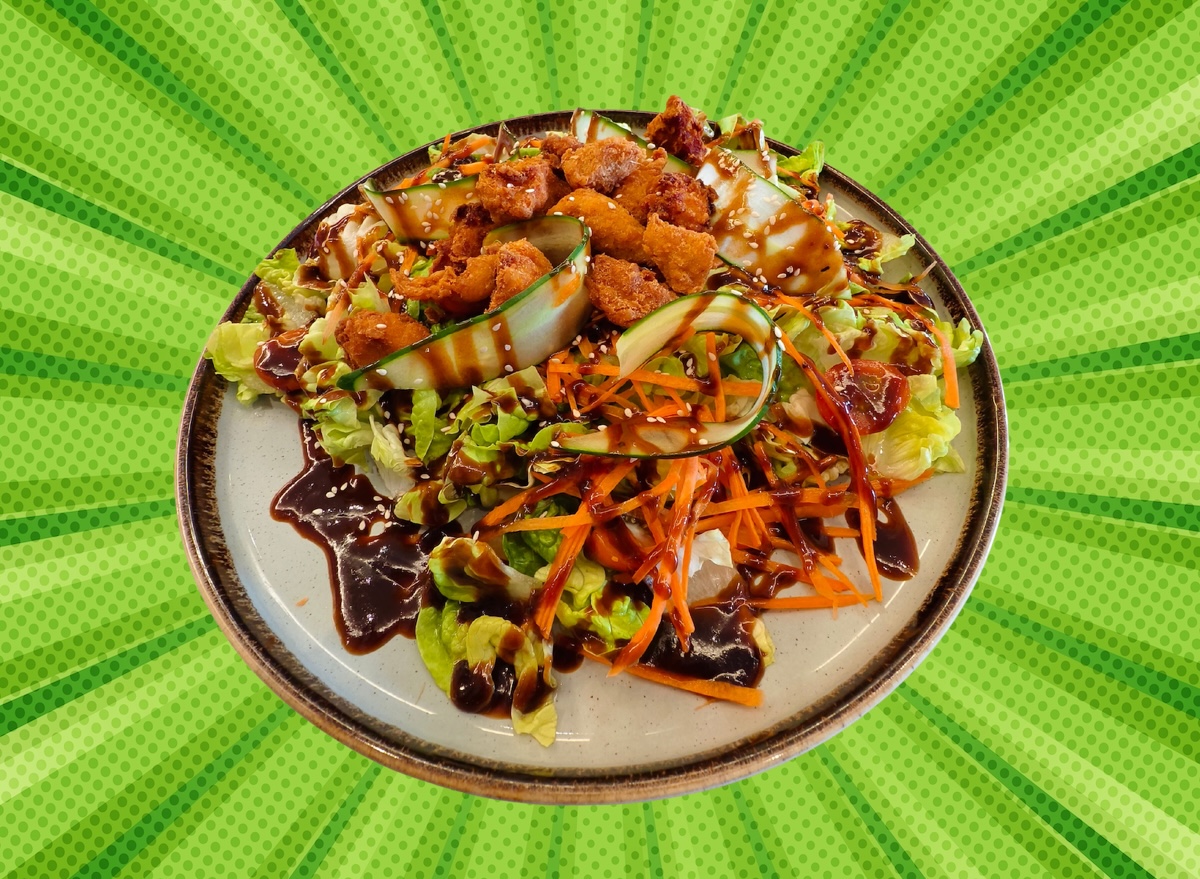 5 Chain Restaurant Meals That Sound Healthy but Have a Day's Calories