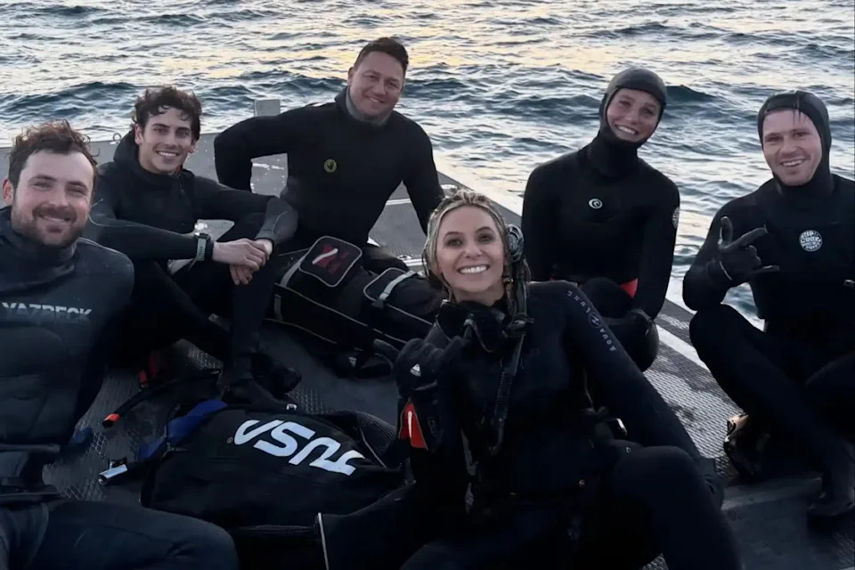 Robert Irwin and Ashleigh with a group
