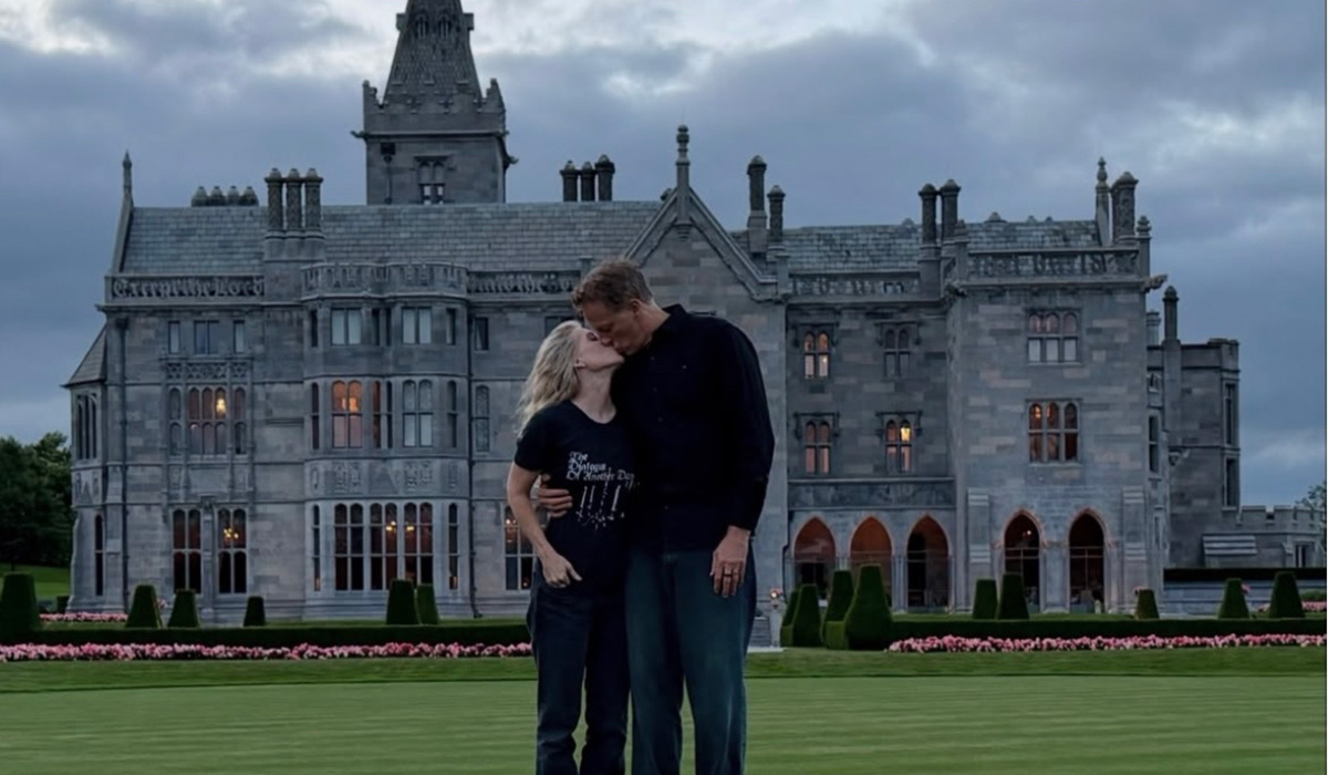 Celeb couple revisit five-star Irish wedding venue for anniversary