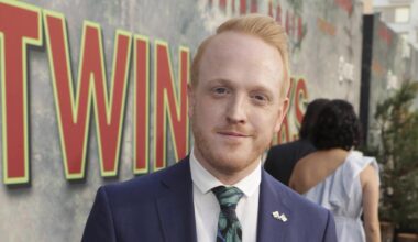 Owain Rhys Davis dead: 'The OA,' 'Twin Peaks' actor was 44