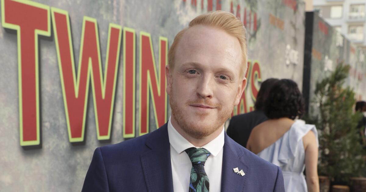 Owain Rhys Davis dead: 'The OA,' 'Twin Peaks' actor was 44