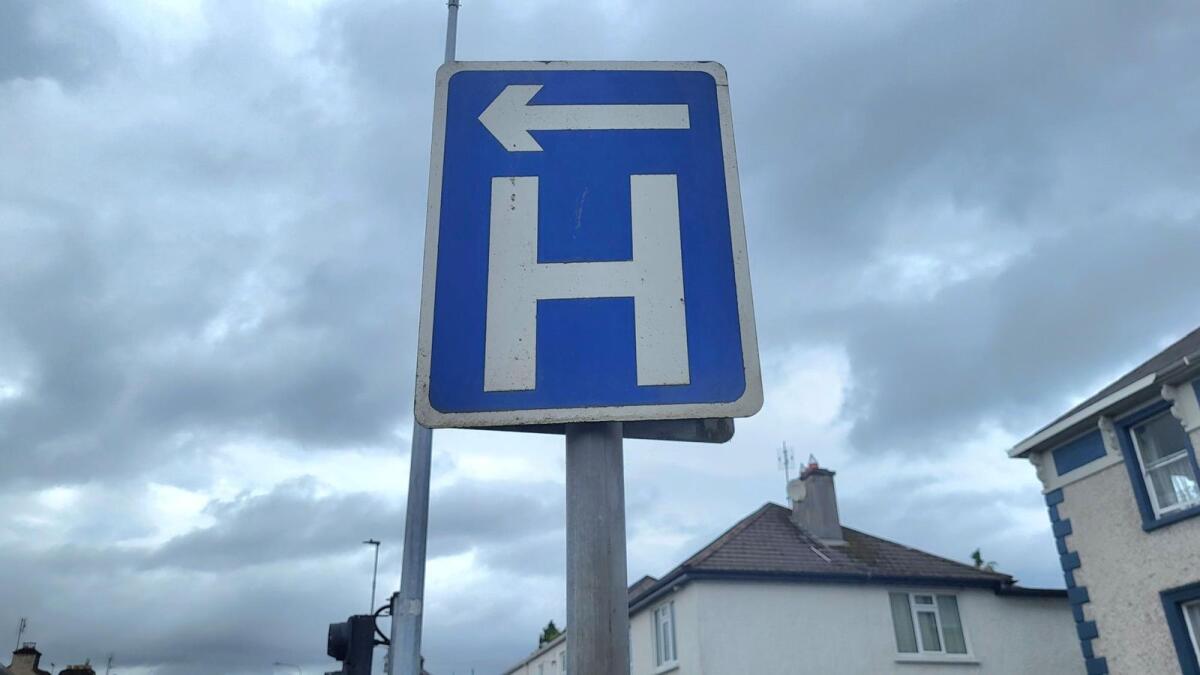 Mayo hospital controversy over broken leg treatment delay rages on