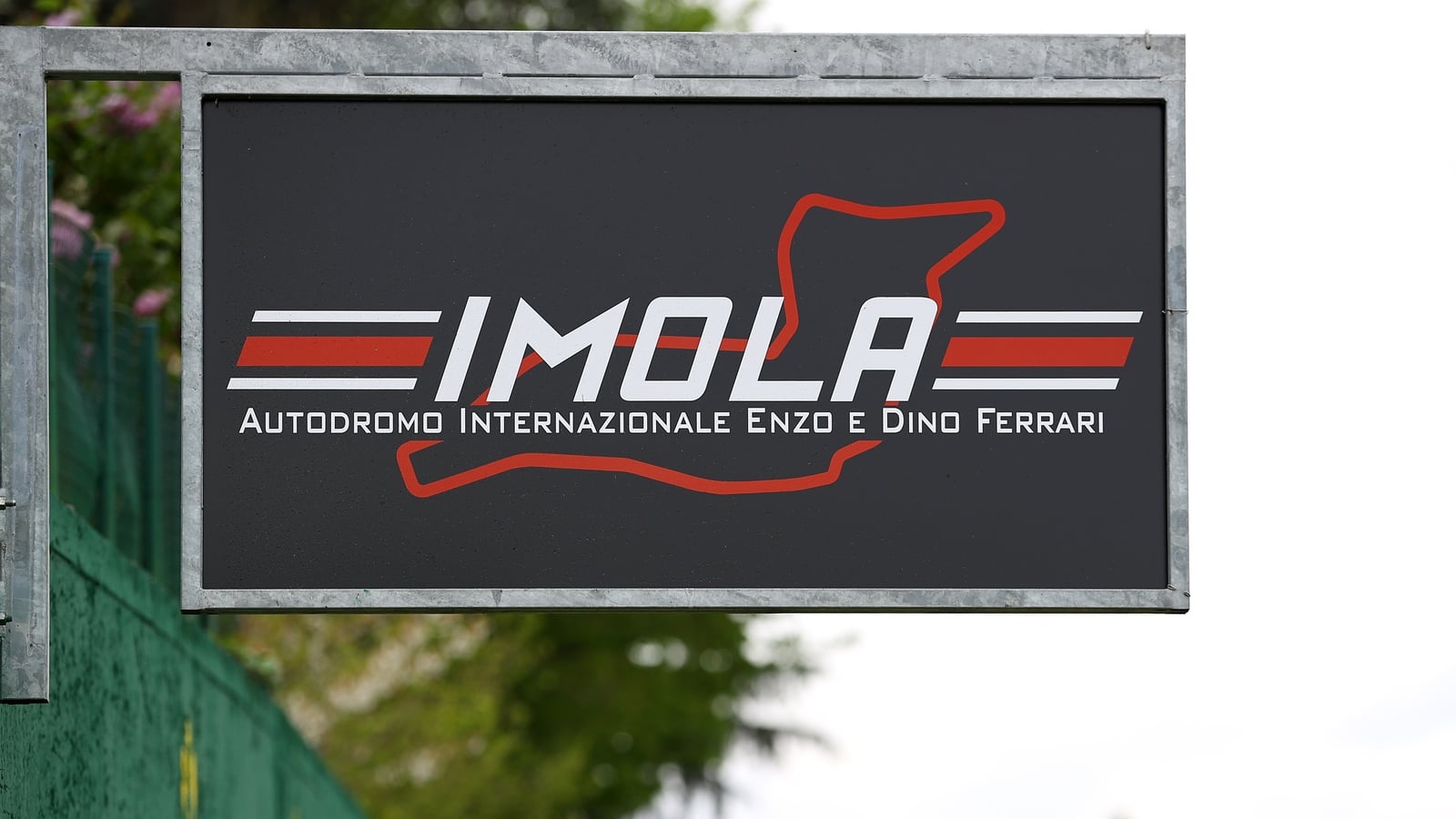 Imola on standby to stage Formula One season finale
